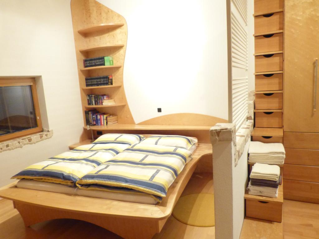 Apartamento Sagmeister Loft Jenig Habitación foto